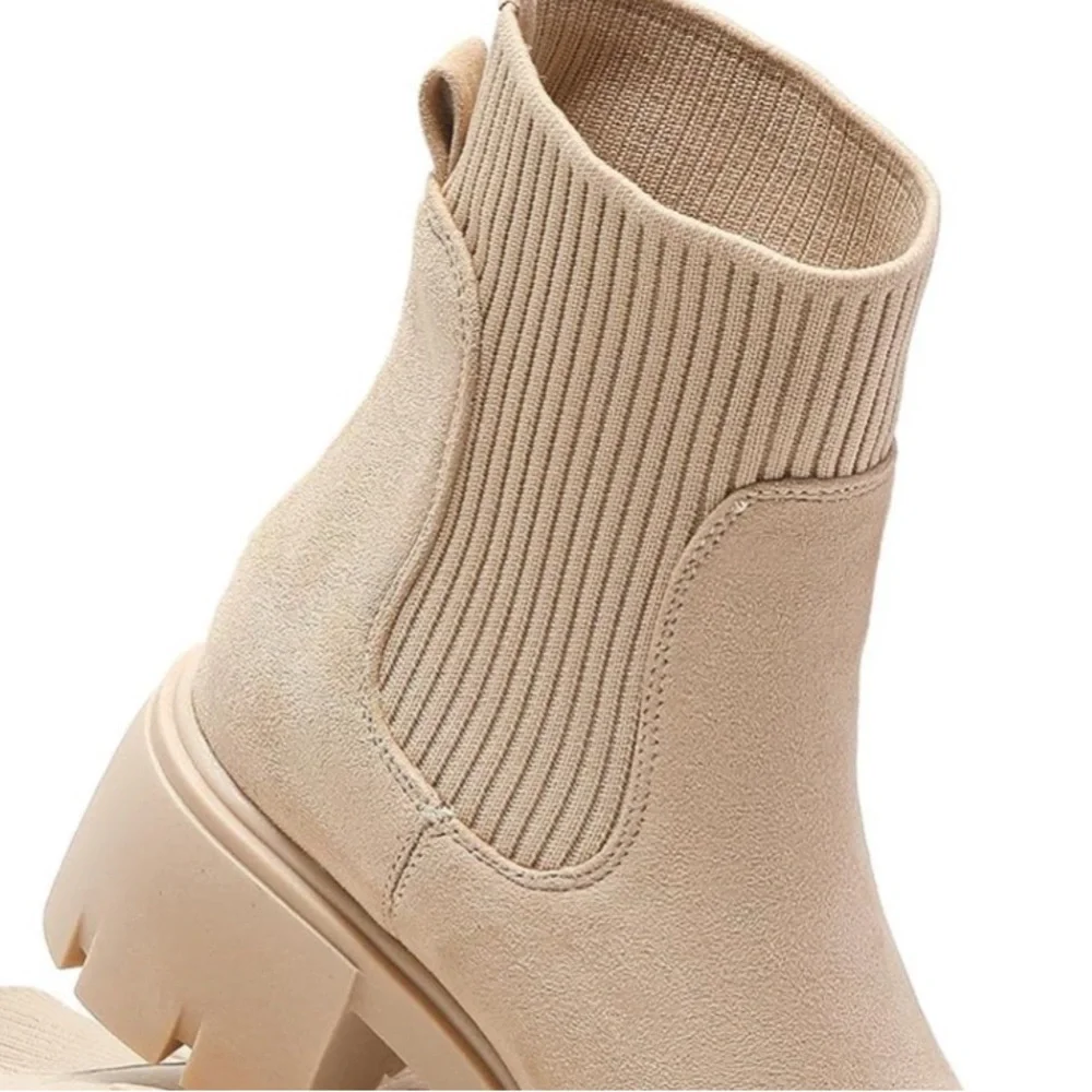 Women's Chelsea Boots - Ankle Boots Elastic Chunky Platform ❣️Sz10… BRAND NEW